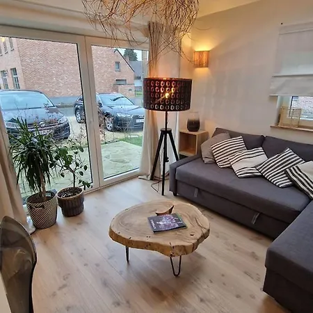 Studio With Bedroom And Living